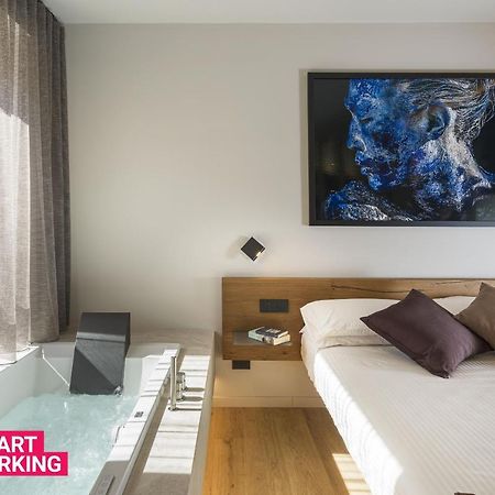 Aera Luxury Suites By Wonderful Italy Catania Bagian luar foto