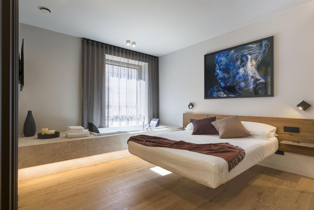 Aera Luxury Suites By Wonderful Italy Catania Bagian luar foto